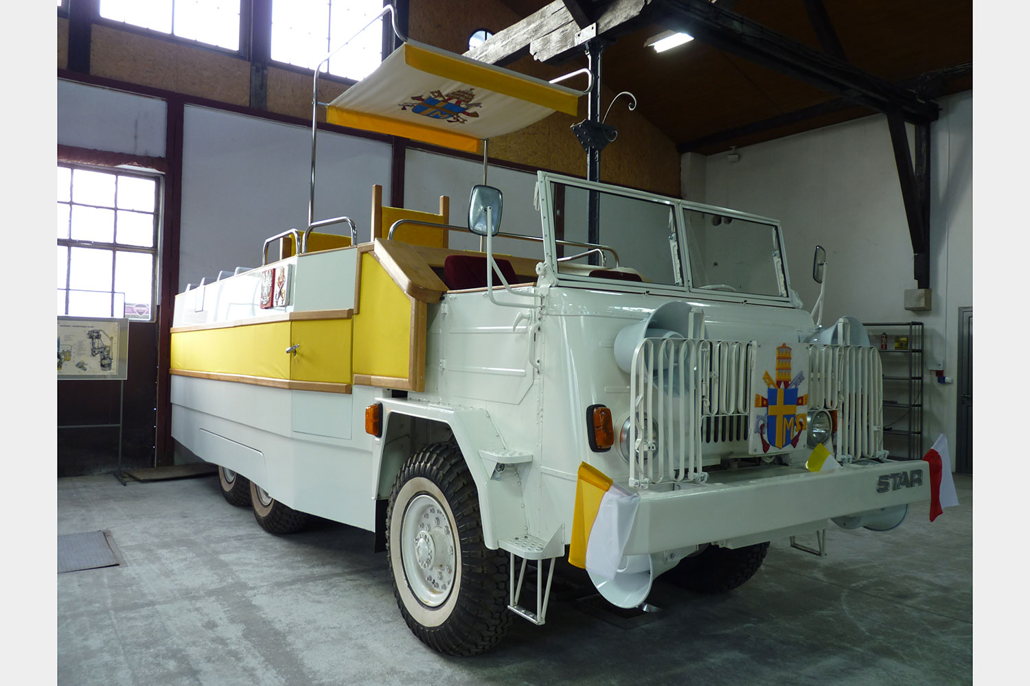 10 sweet popemobiles that will make you wish held the keys of heaven fsc star 660  1979 5