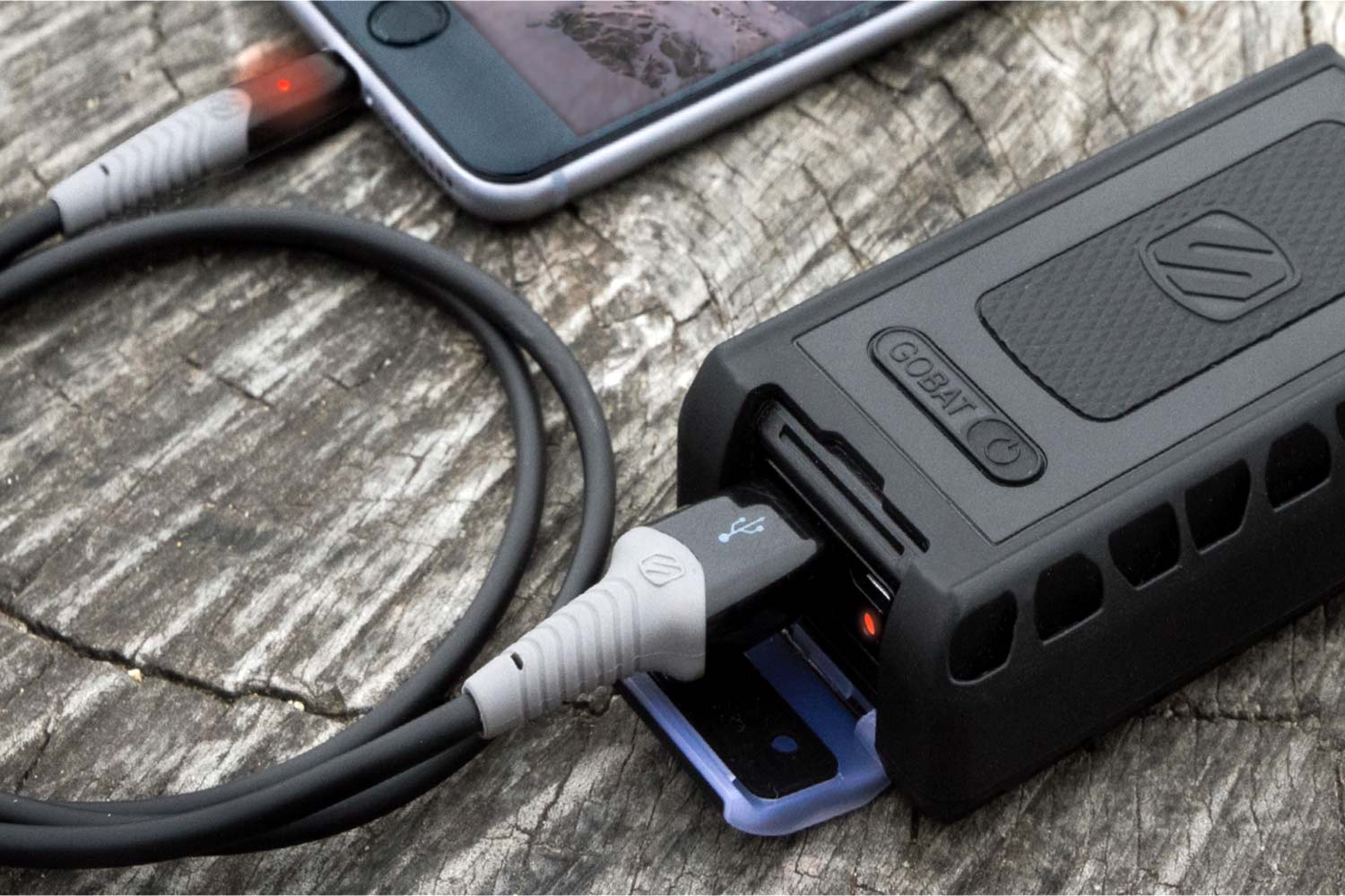 scosche unveils eztip accessories with reversible micro usb