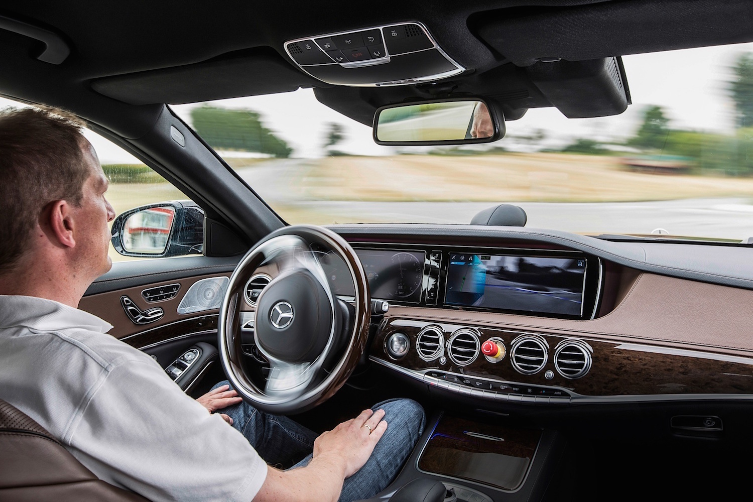 Mercedes S Class Autonomous Tech