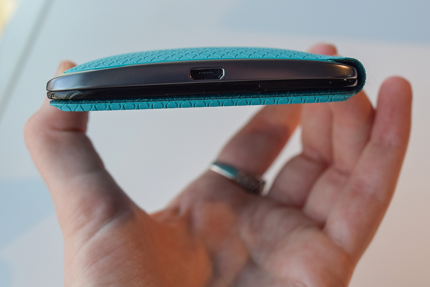 verizon droid turbo 2 maxx news motorola