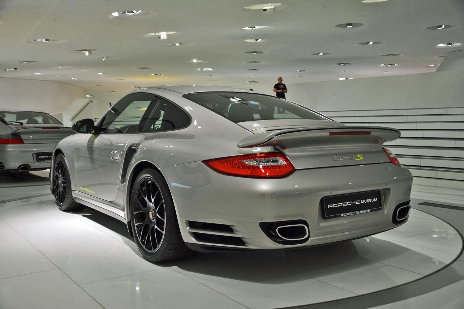 porsche museum stuttgart pictures history 2012 911 turbo s edition 918 spyder