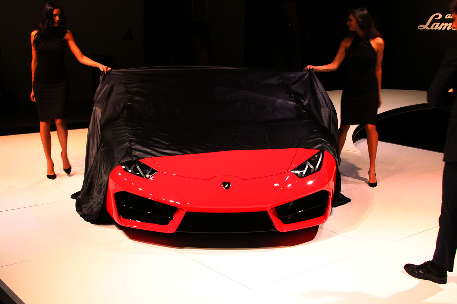 automobility la will combine cars and tech to make a new kind of auto show lamborghini huracan lp 580 2