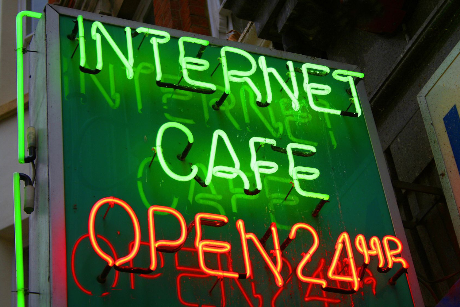 icann government contract expires internetcafe