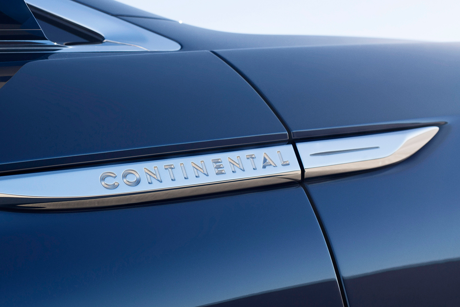 top 5 concept cars of 2015 opinion pictures specs lincolncontinentalconcept 10 detail badgeb