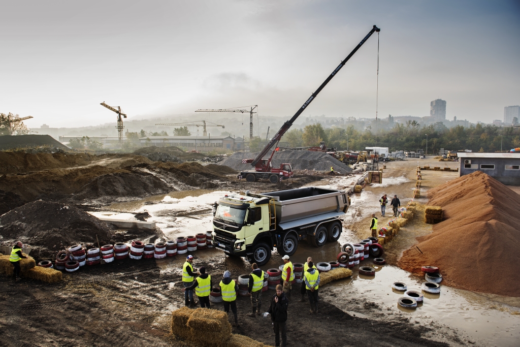 Volvo Trucks FMX