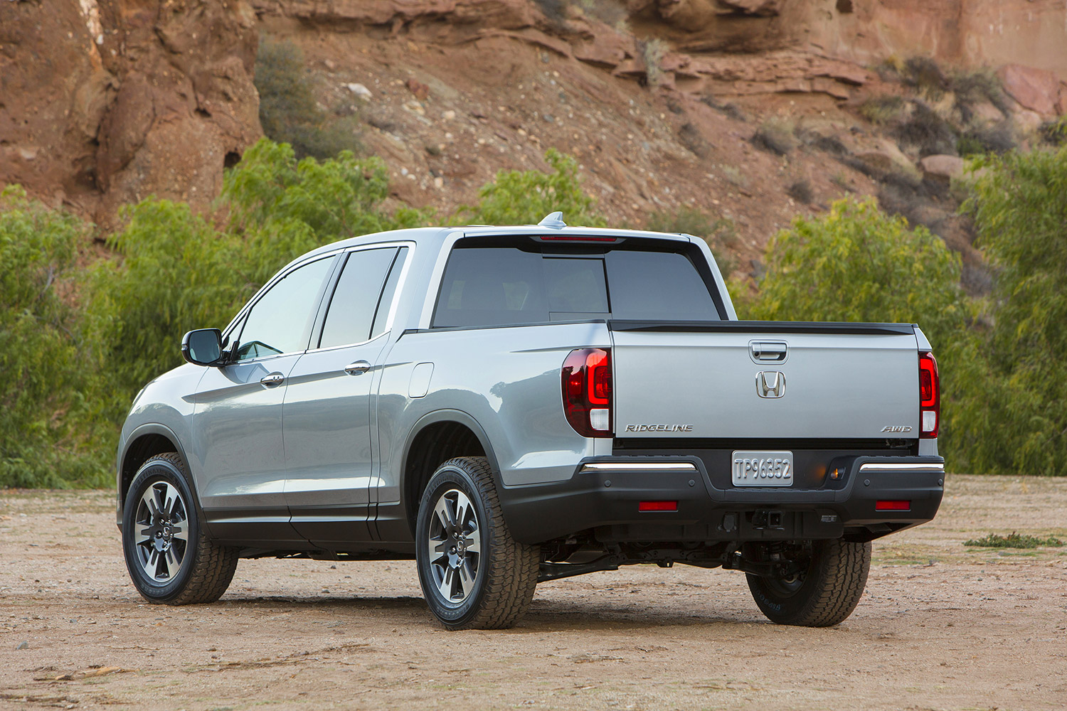 2016 detroit auto show 10 best cars 2017 honda ridgeline  003