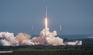 spacex not confident in next barge landing crs6 launch 39a