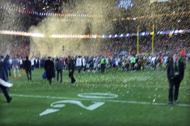 tim cook deletes super bowl photo