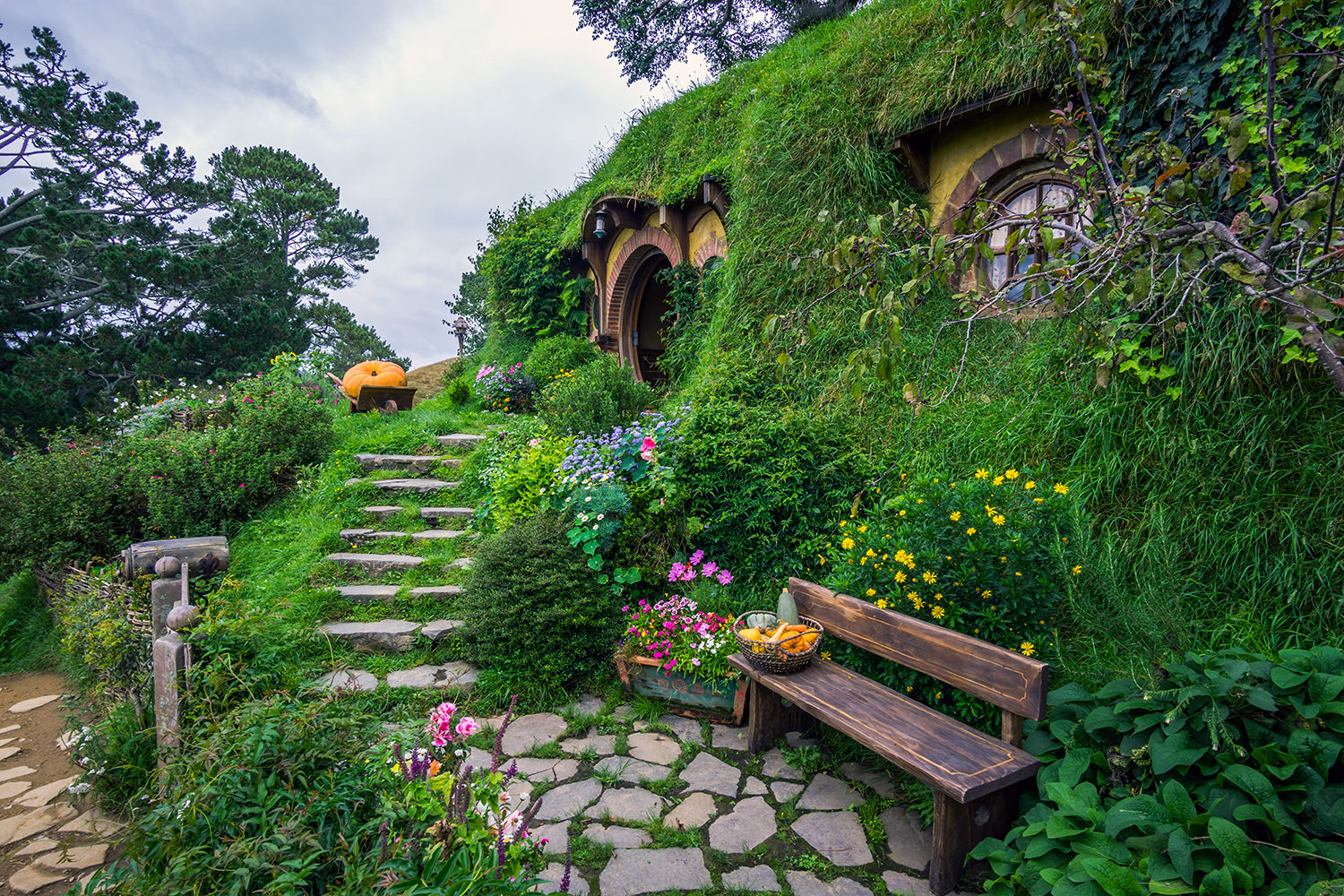 10 famous movie locations you can actually visit lord of the rings new zealand 5