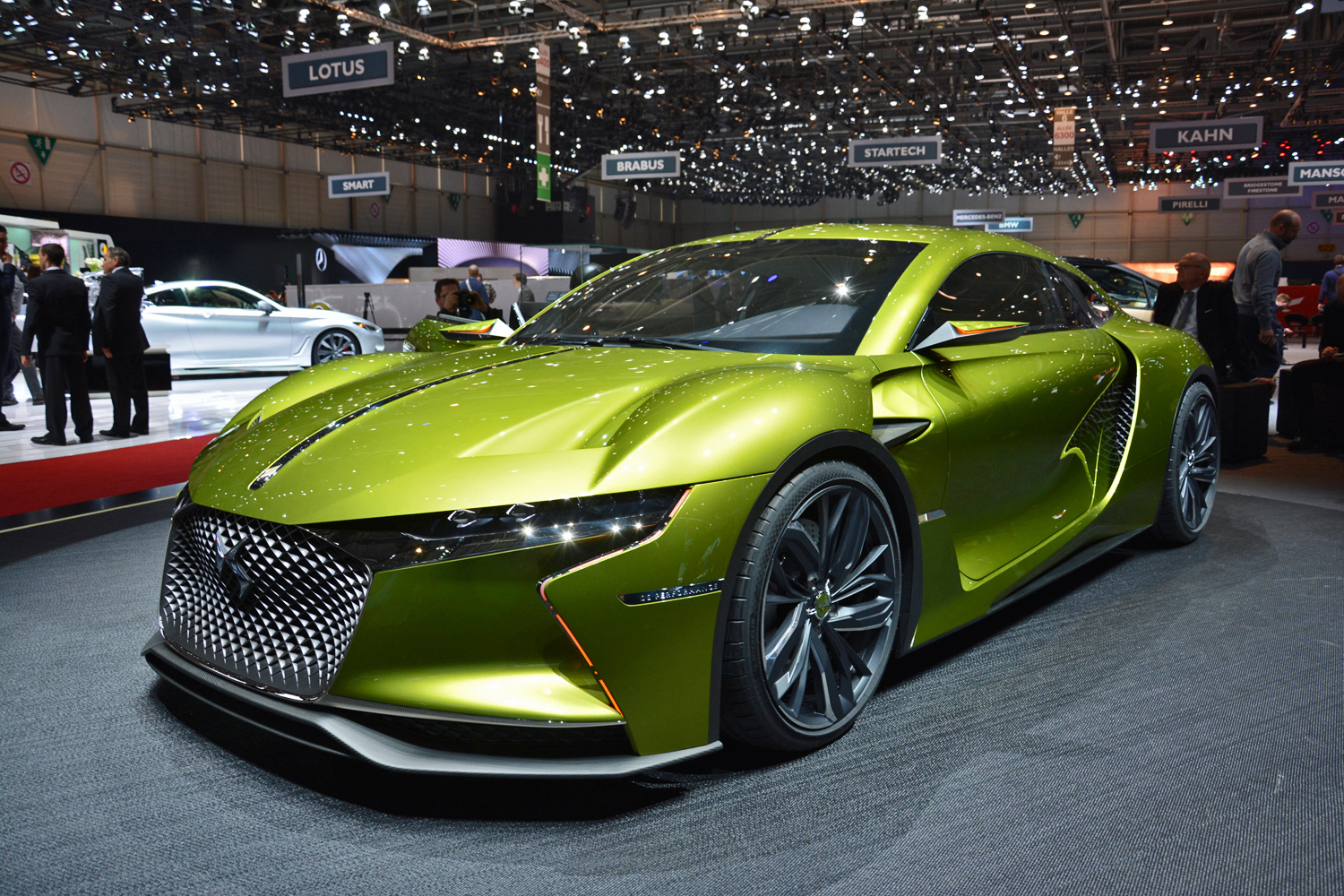 DS E-Tense concept