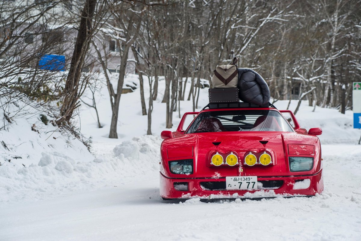 red bull ferrari f40 hooning snow  4