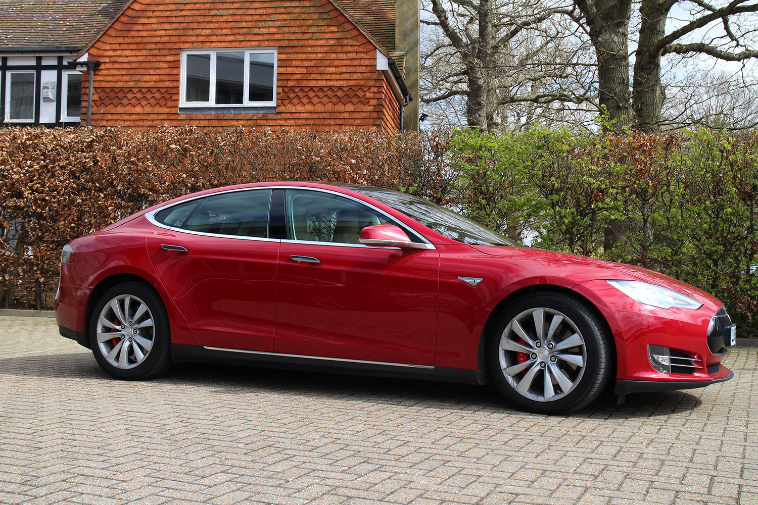 tesla nhtsa suspension goodwill model s p90d 1404