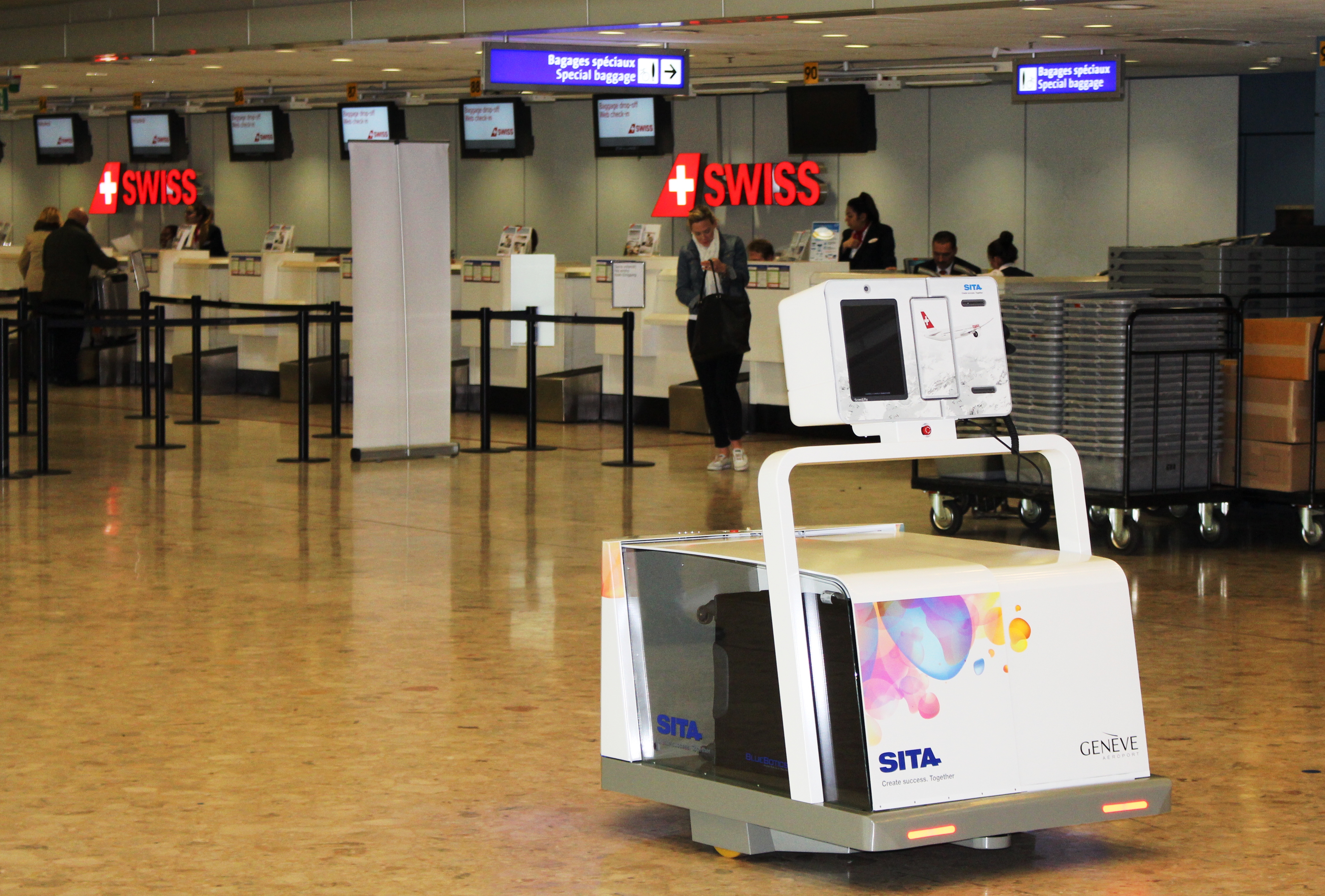 leo geneva airport robot baggage 1