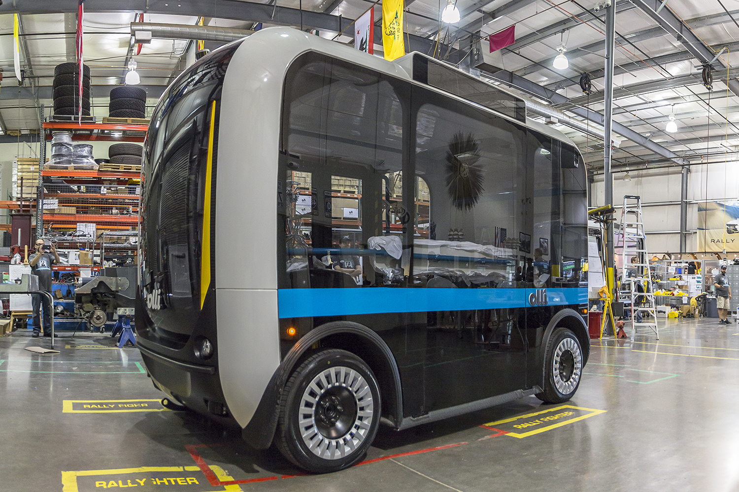 local motors olli driverless bus at phoenix lm 3