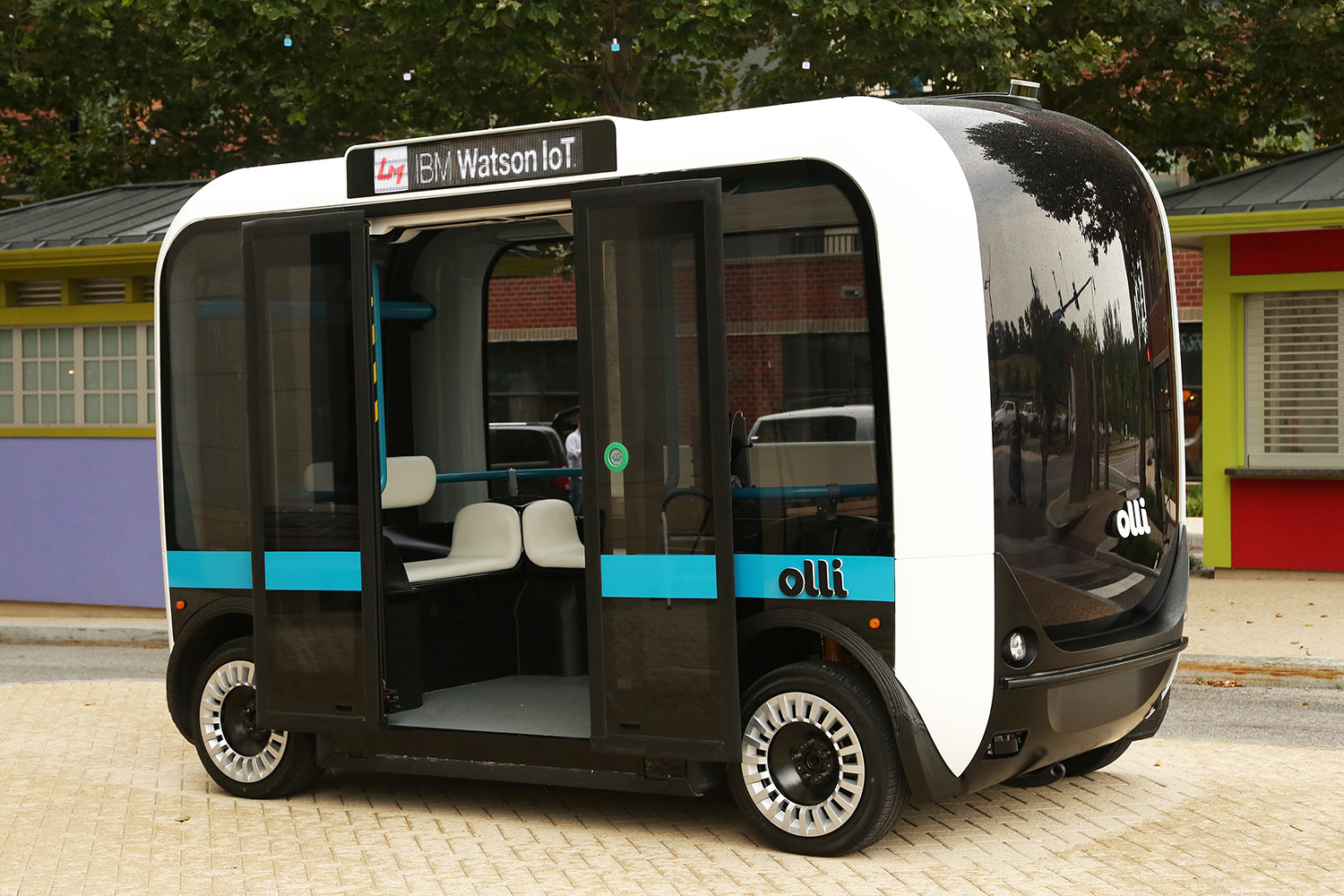 local motors olli driverless bus rc8003