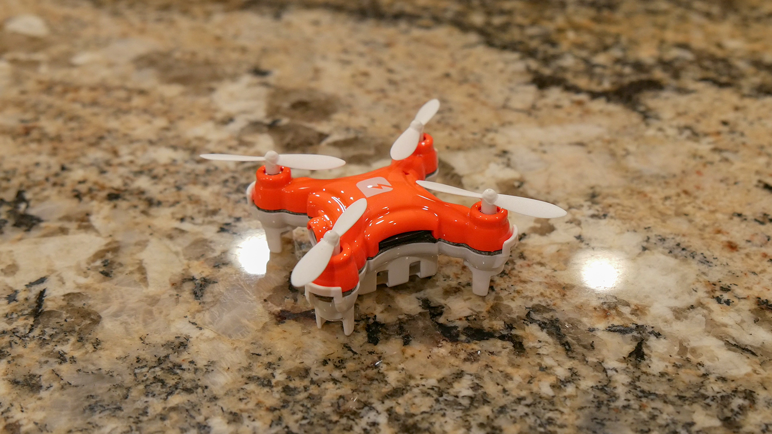 skeye nano camera drone video review 3