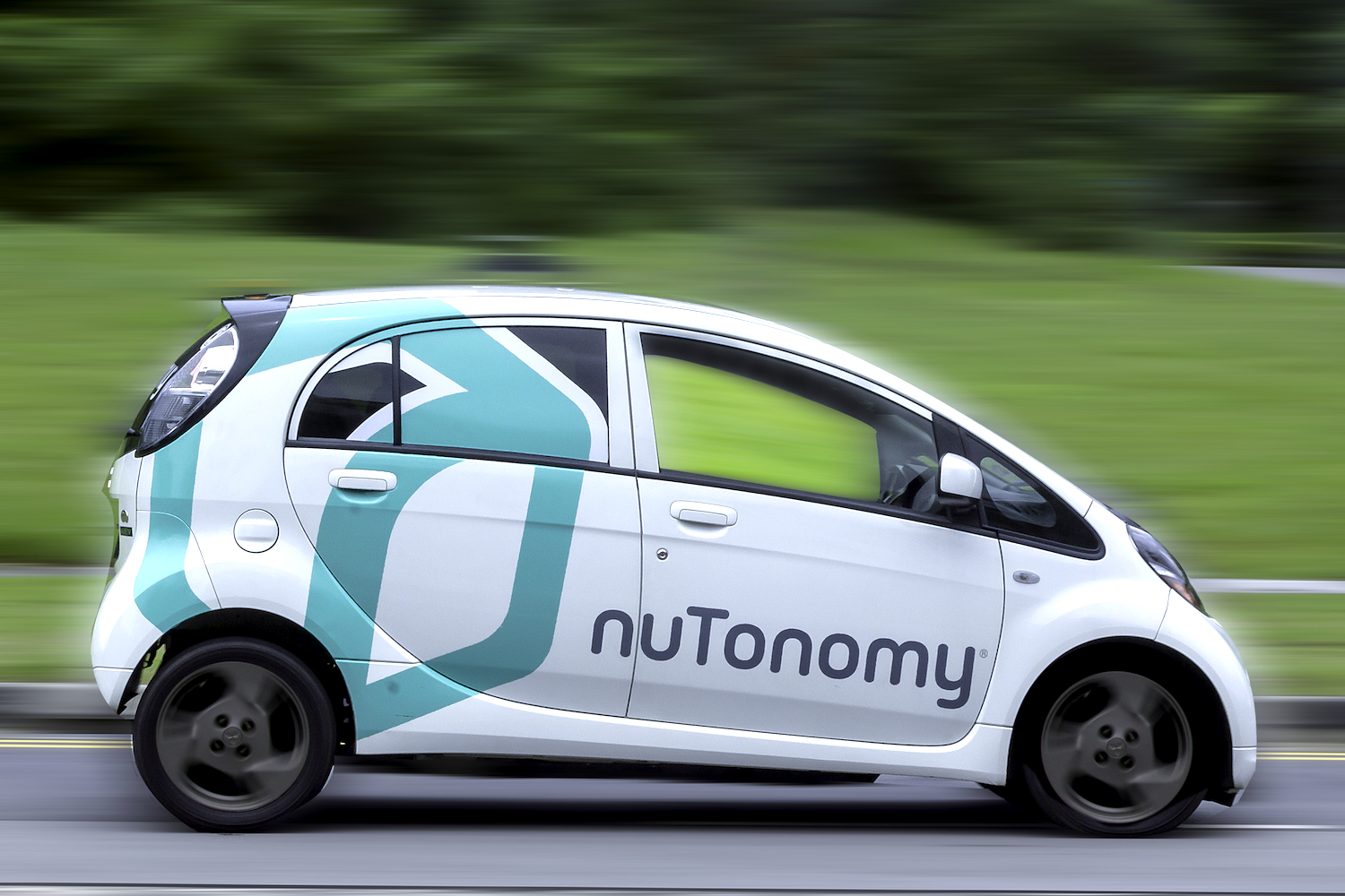 nutonomy self driving taxi boston testing