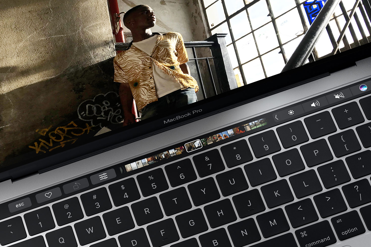 hp spectre x360 convertible vs macbook pro 13 inch 2016 main