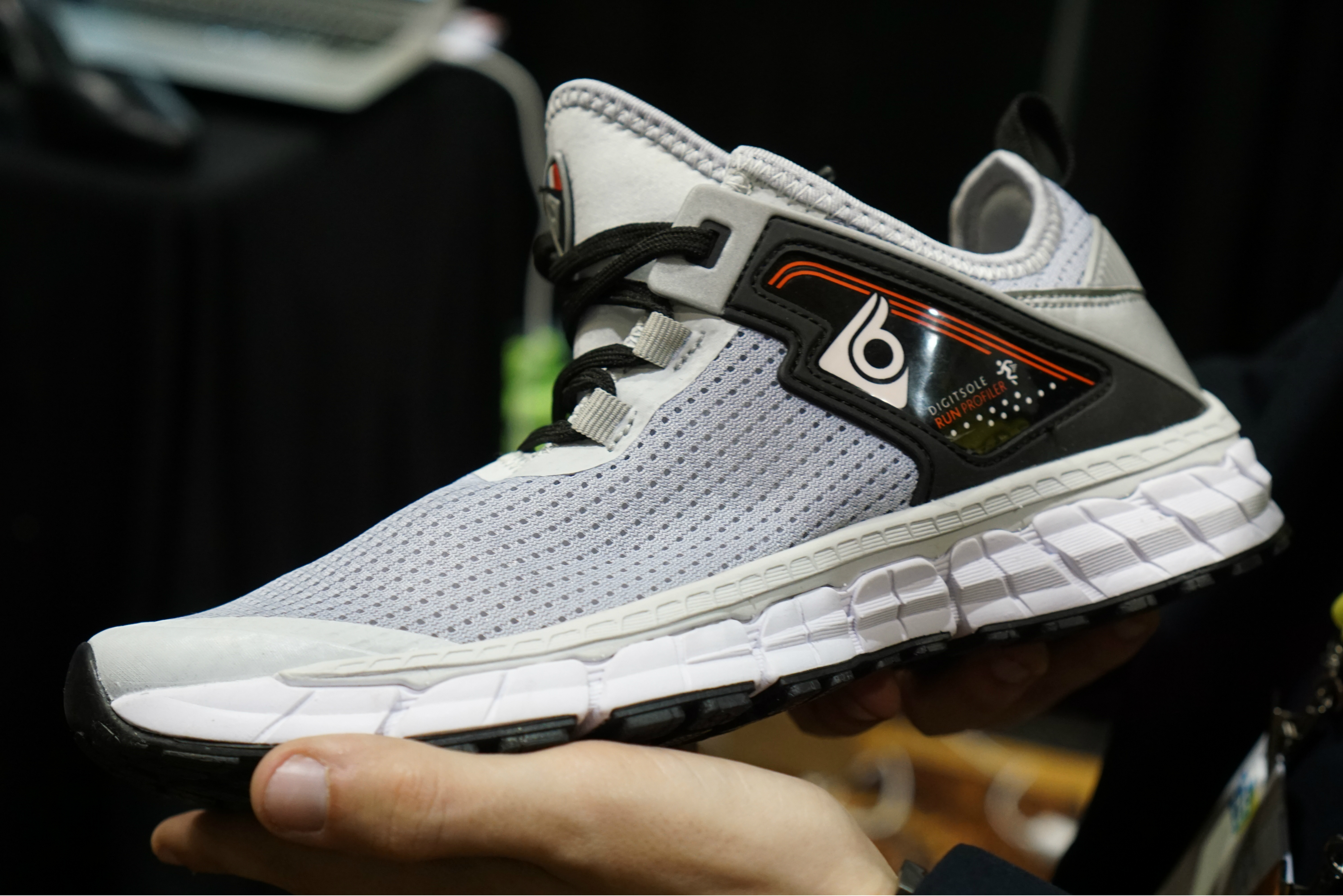 digitsole adaptive shoes ces 2017