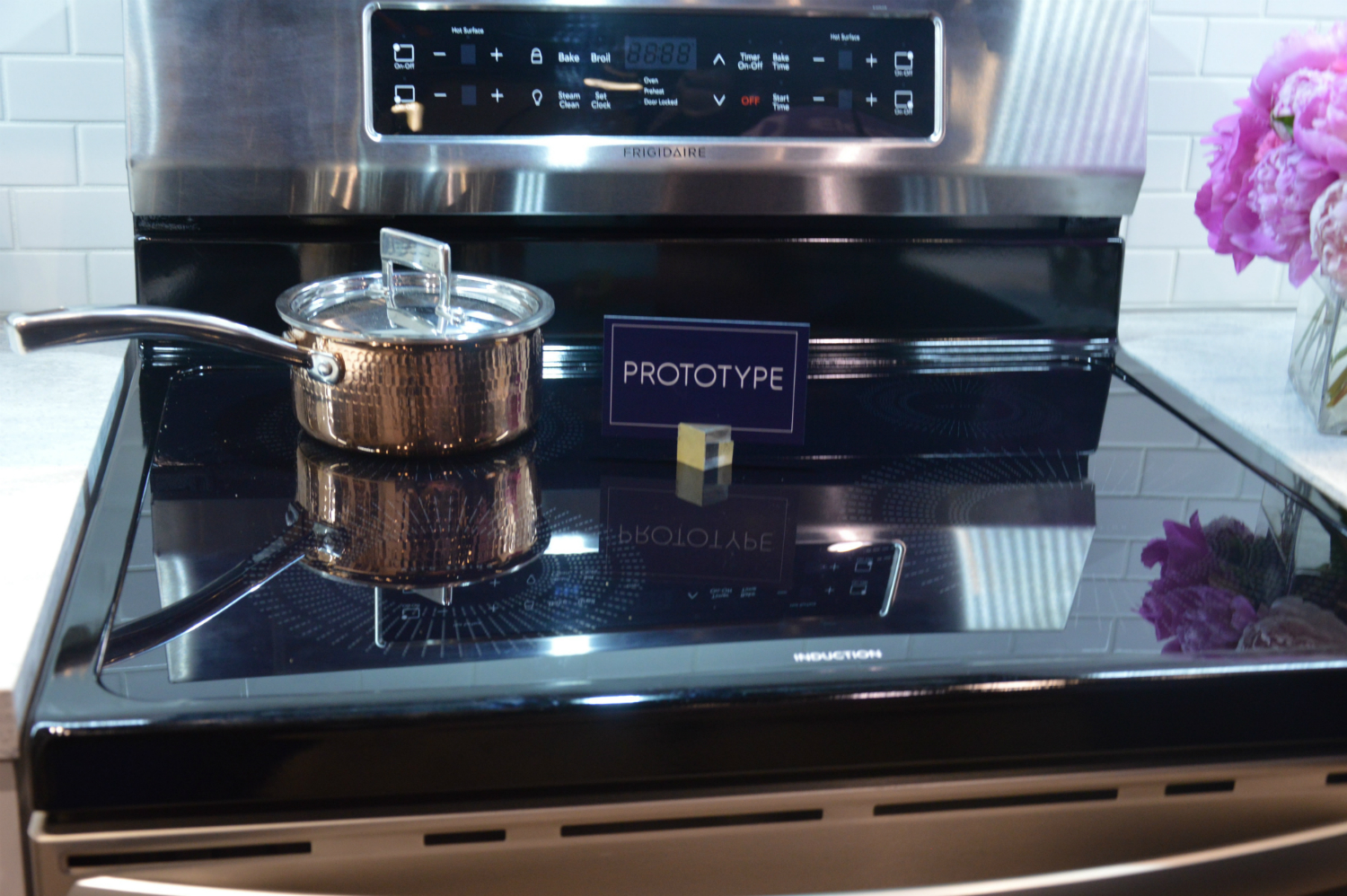 appliance trends kbis 2017 frigidaire induction range 2