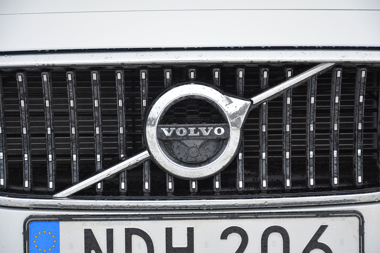 2017 Volvo V90 Cross Country