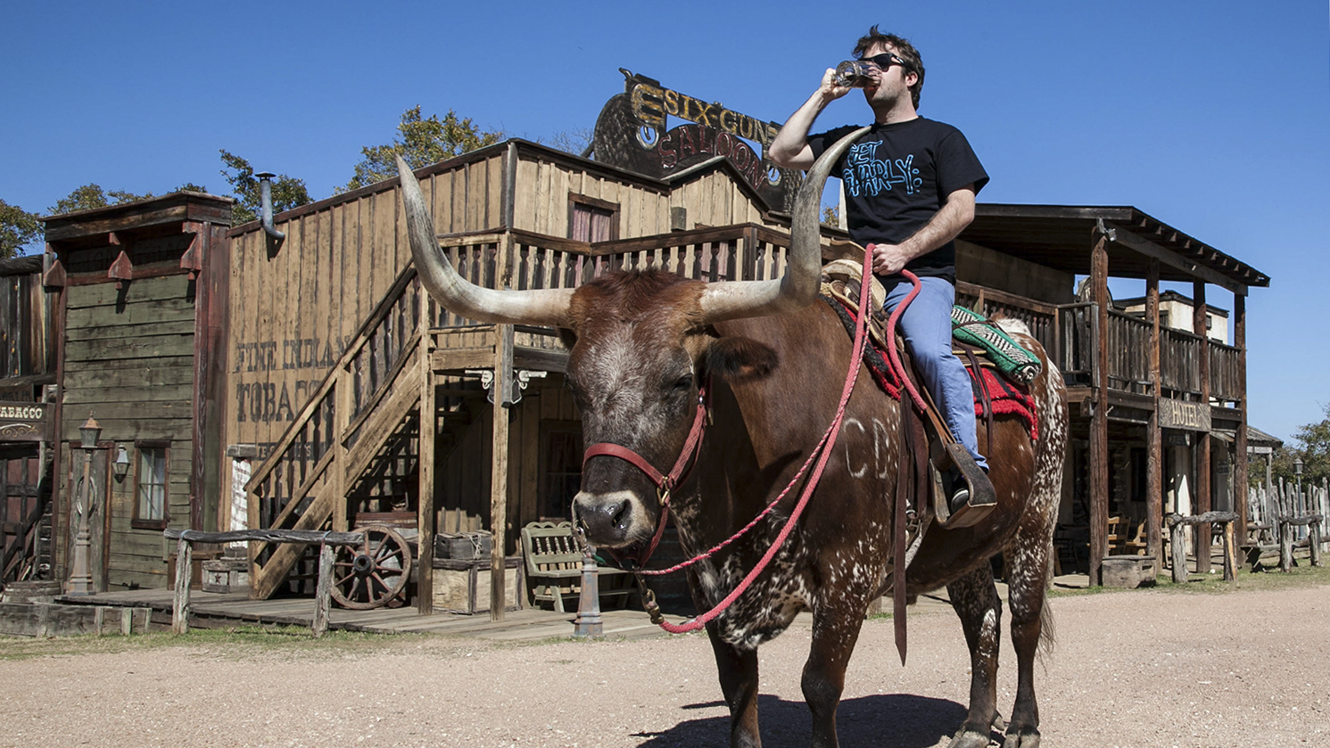 drunk history creator derek waters interview on horse16x9