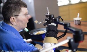 paralyzed man smart sensors move again fesjournal045 high res web 0