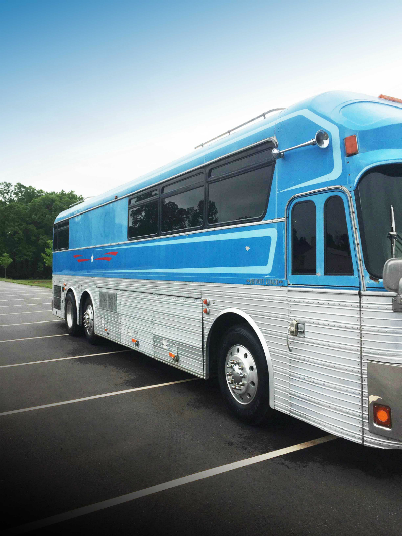 Loretta Lynn Eagle tour bus