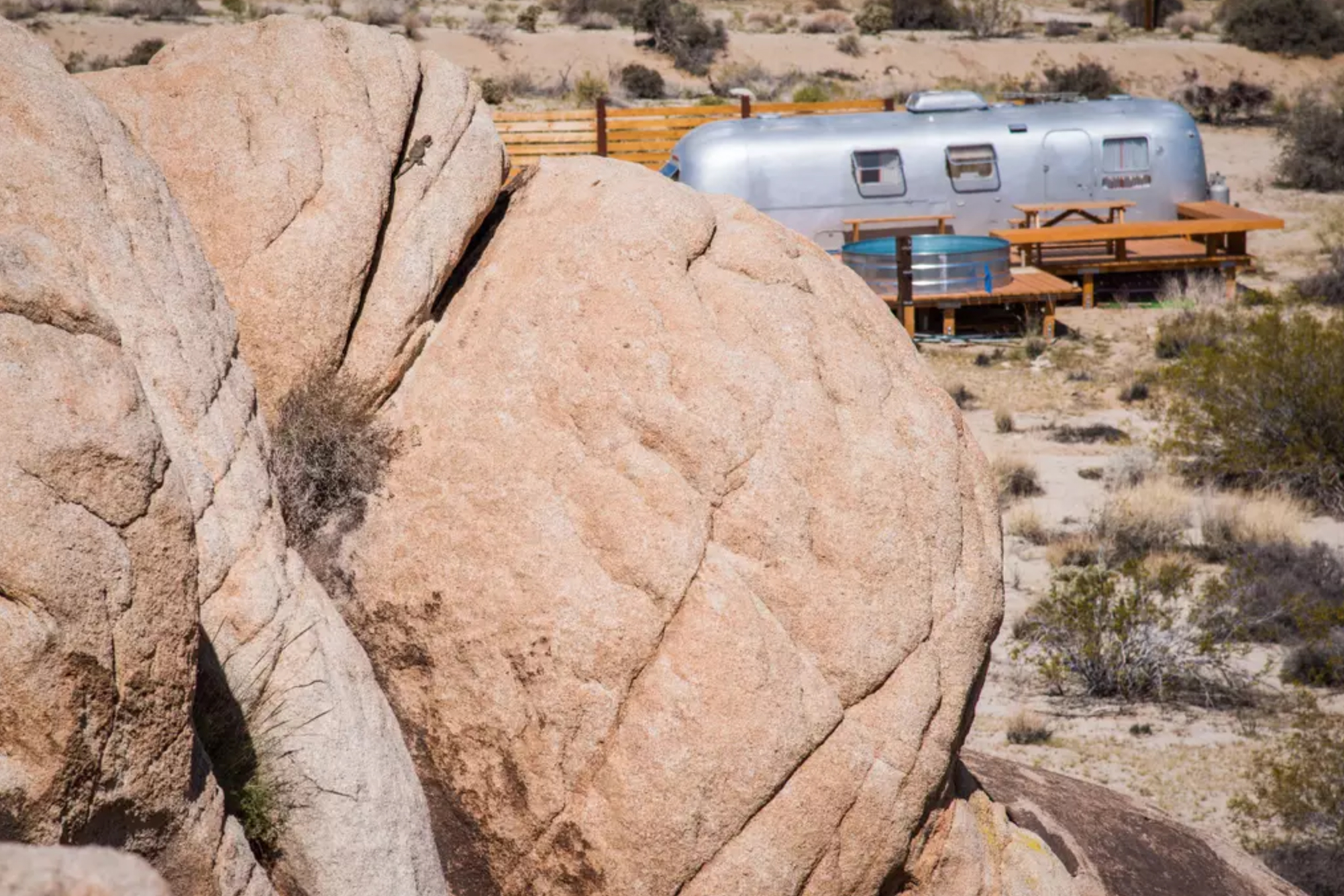 cool airbnb rentals joshua tree 5