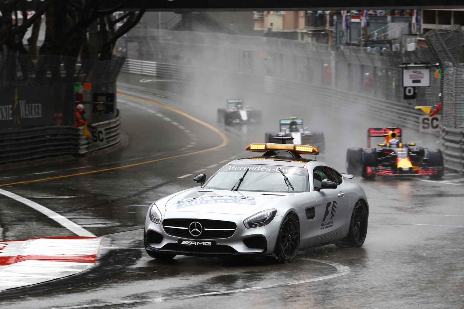 Formula One safety car