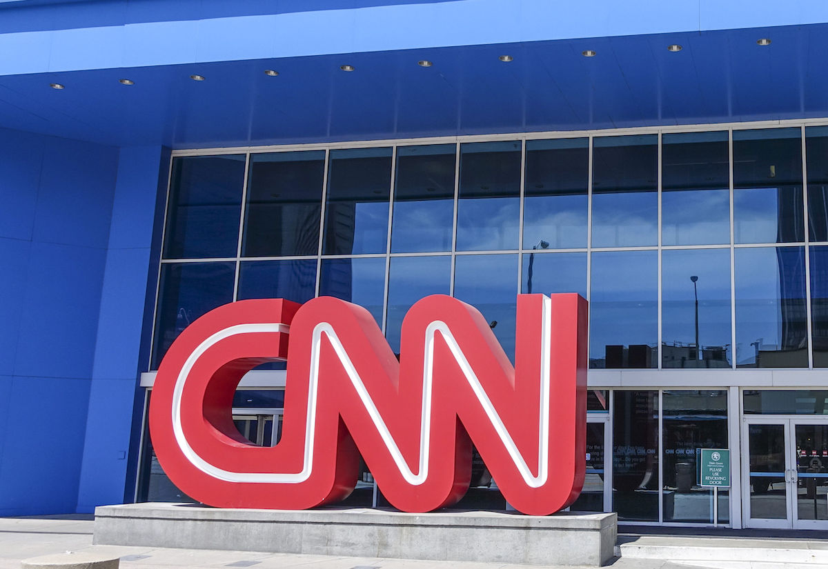 cnn cancels the update snapchat hq