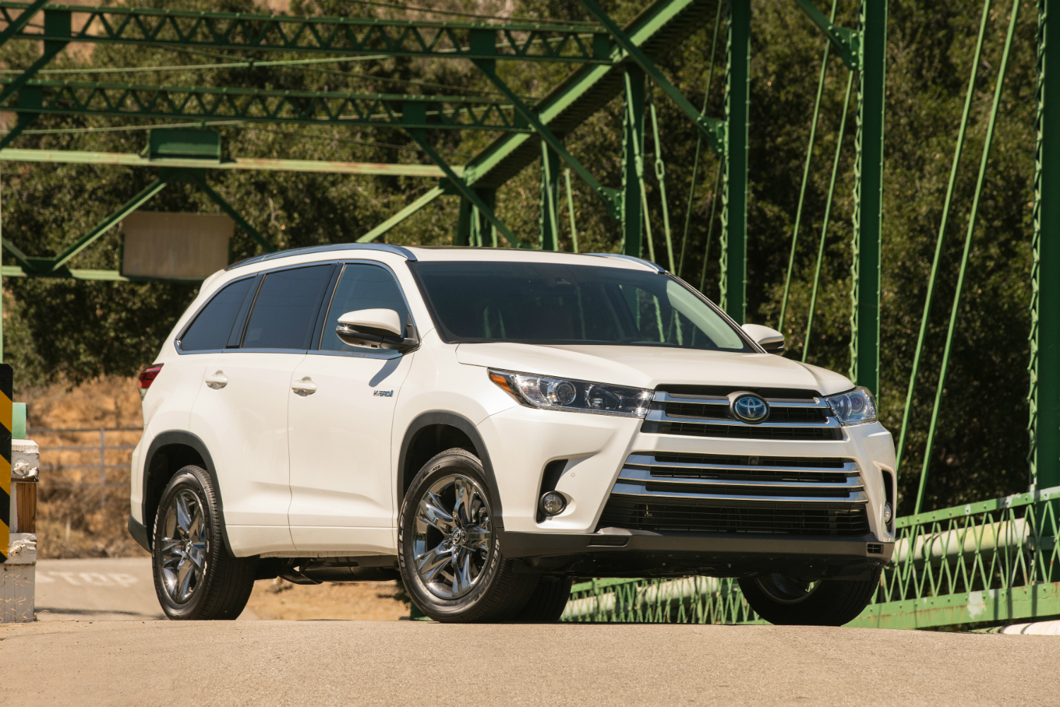 2018 Toyota Highlander Hybrid Limited Platinum