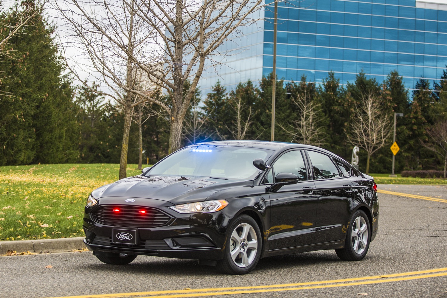 Ford Special Service Plug-In Hybrid Sedan (Fusion Energi police car)