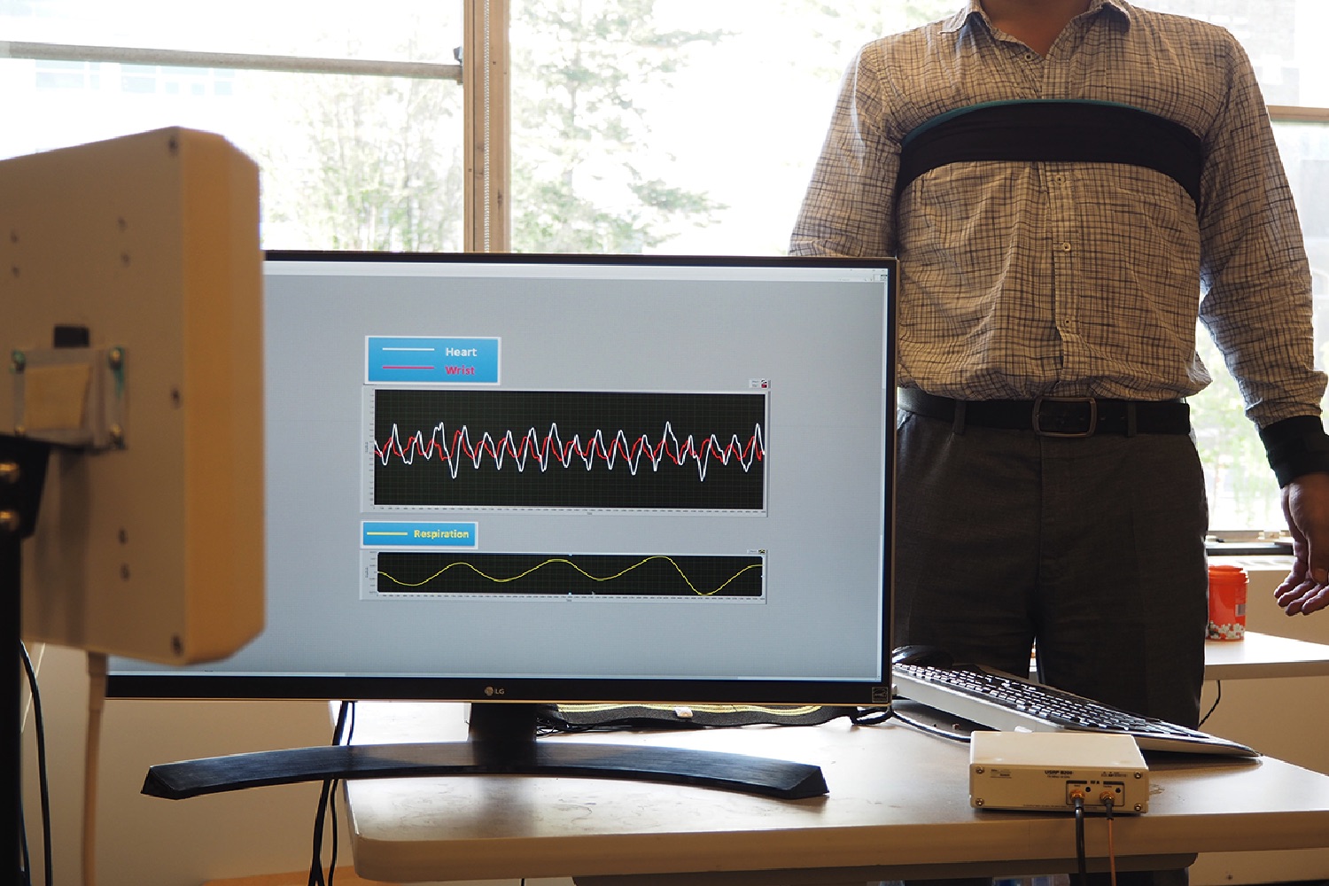 RFID vital signs monitor