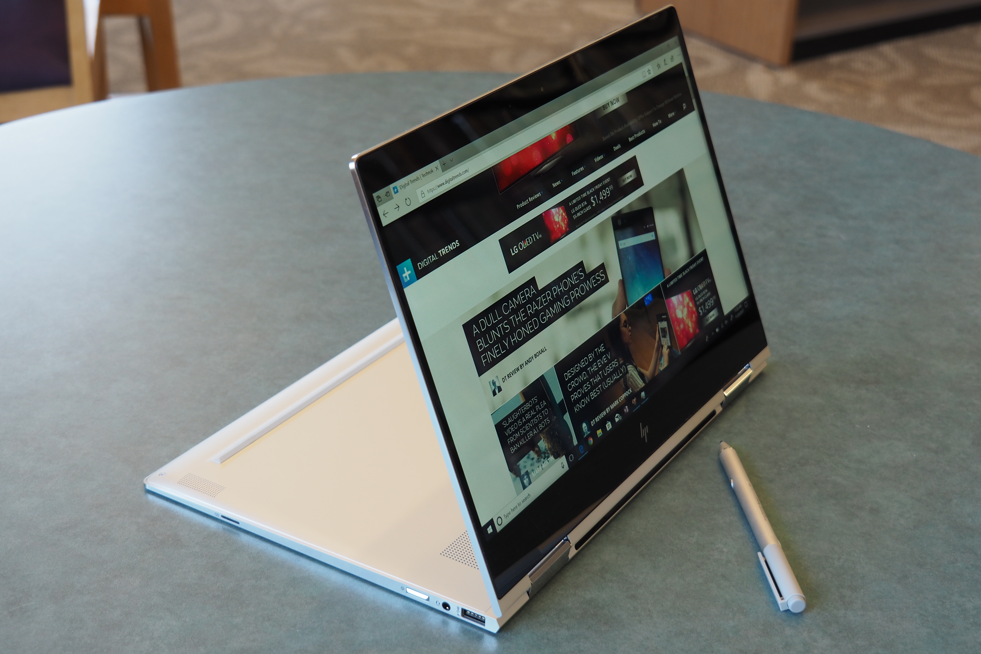 HP Spectre x360 vs. Lenovo Yoga 920