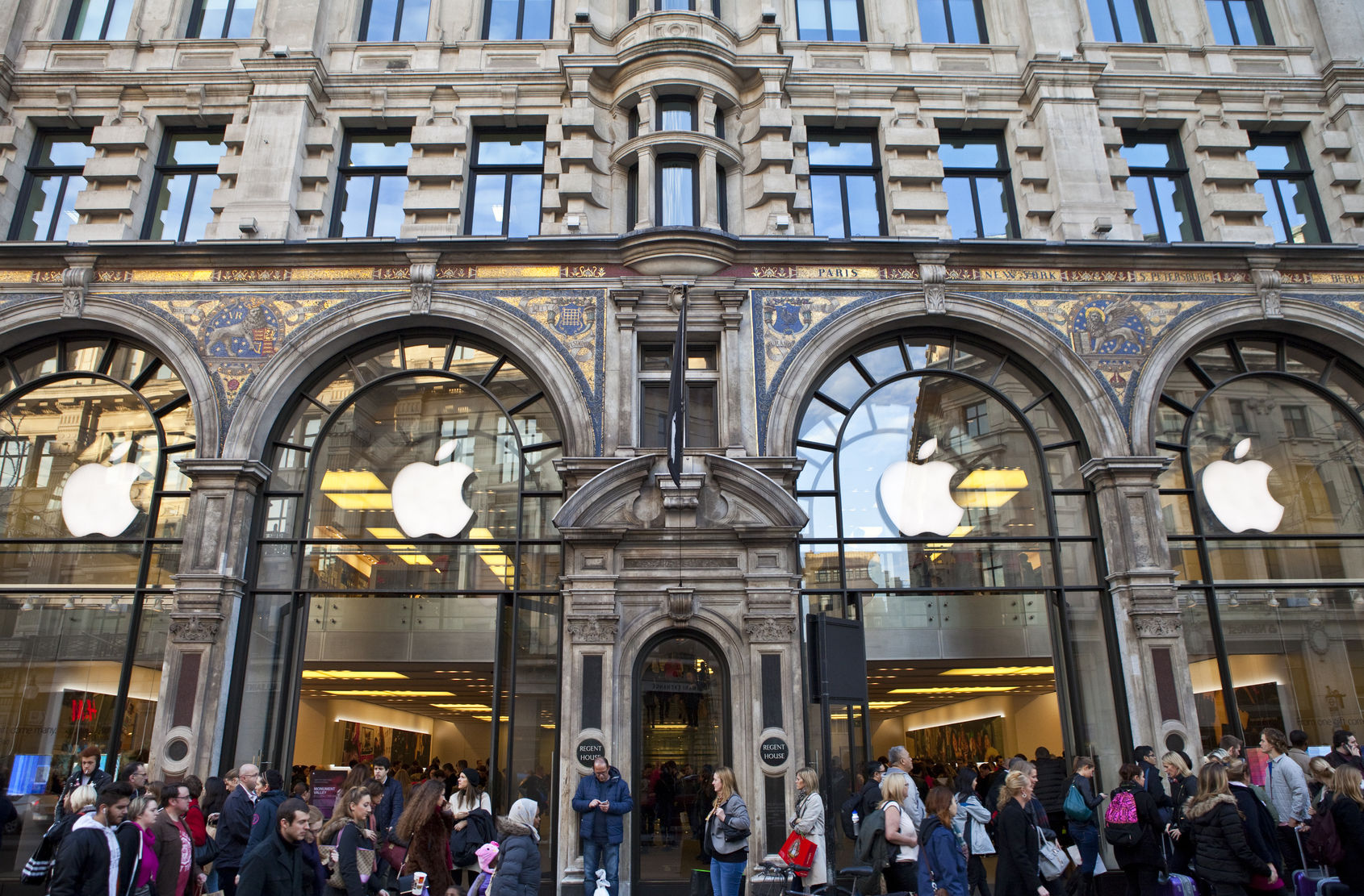 Apple Store London