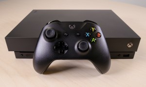 Xbox One X review controller in front