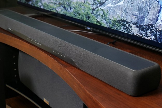 Yamaha YAS-207 soundbar review angle tv