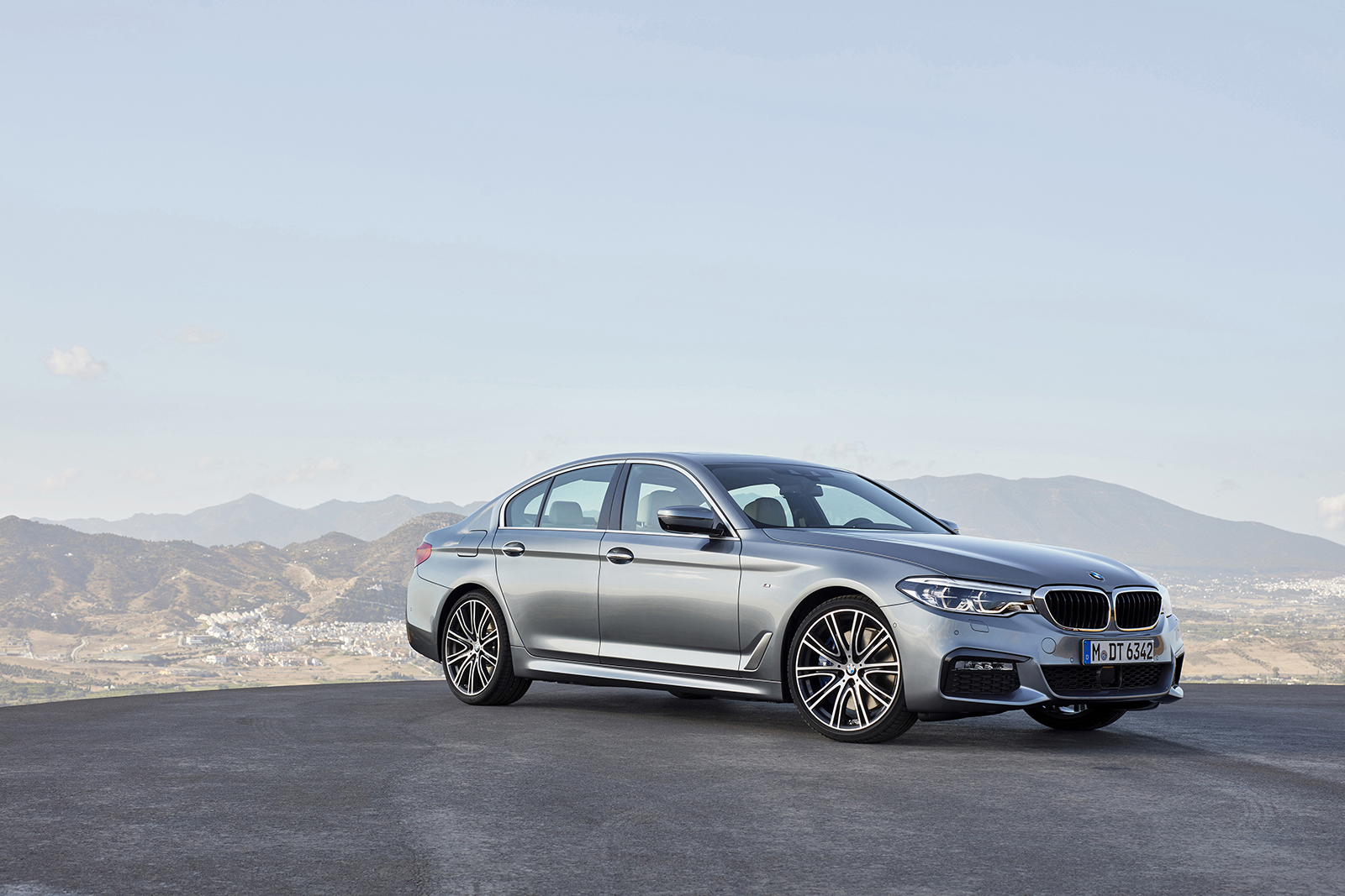 bmw reintroduces diesel powered 5 series 2018  2