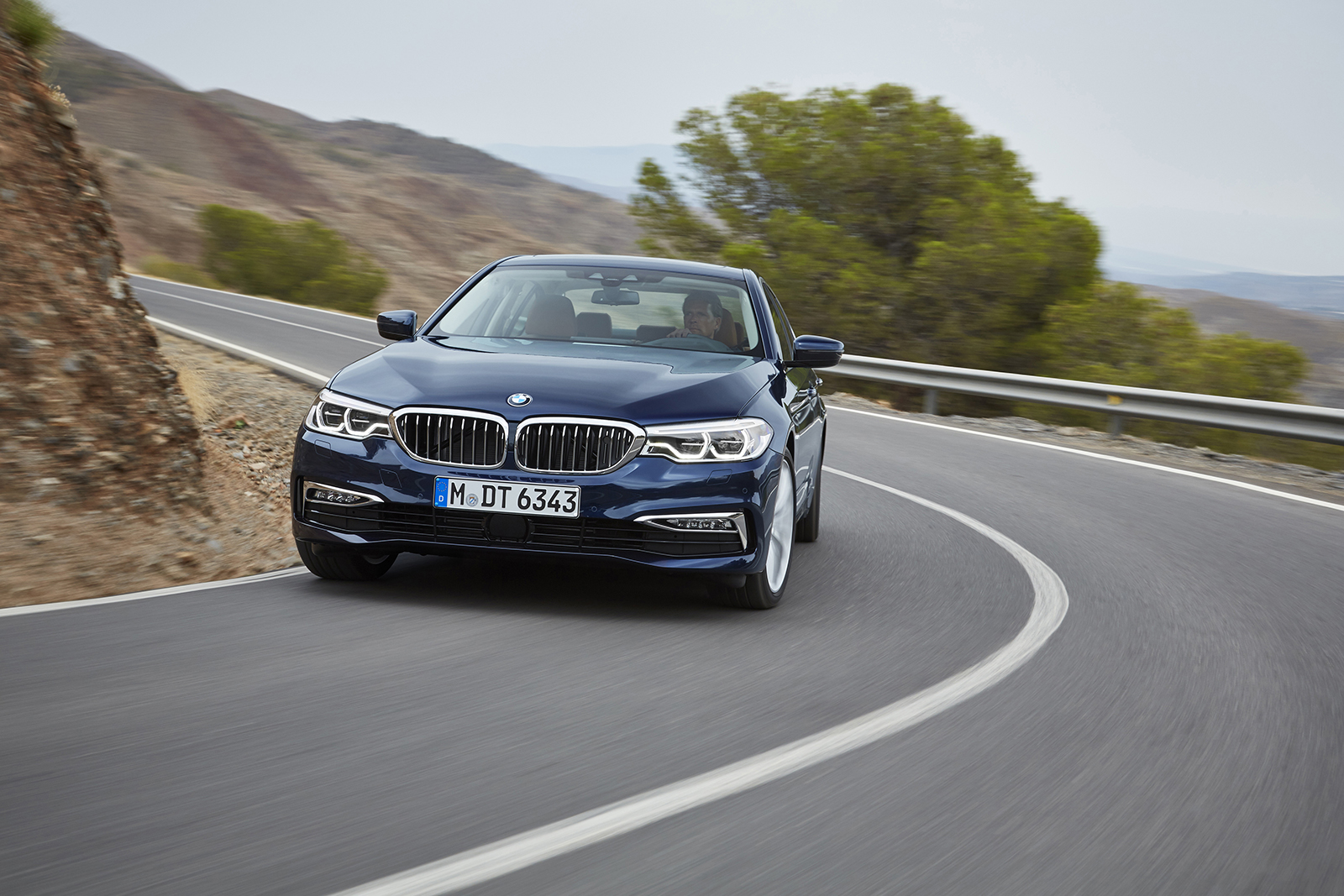 bmw reintroduces diesel powered 5 series 2018  20