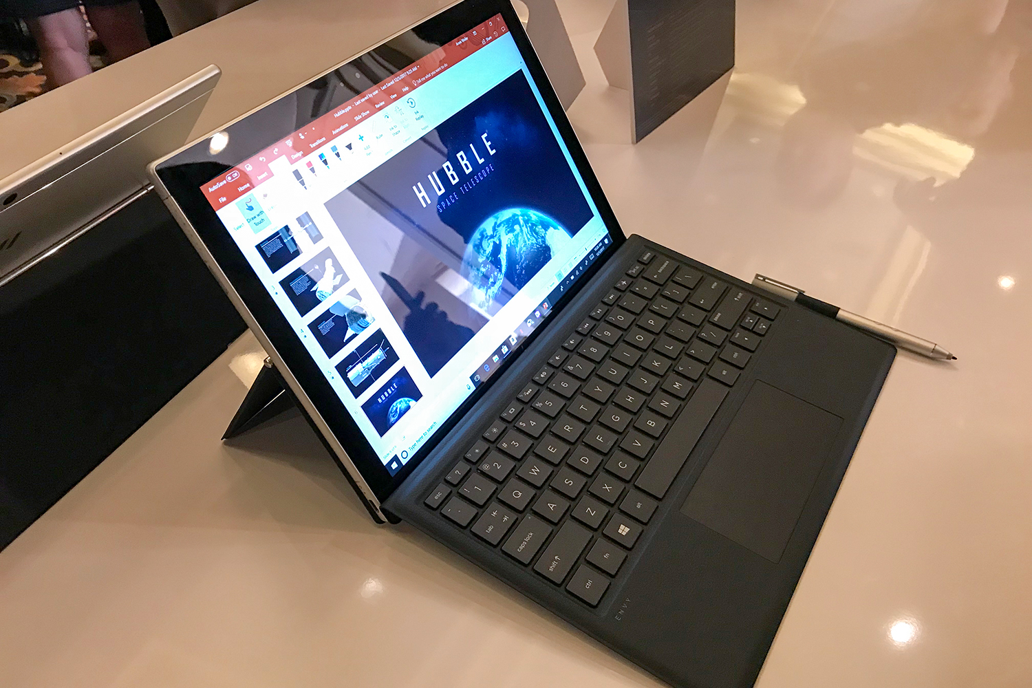 Lenovo Miix 630 vs HP Envy x2