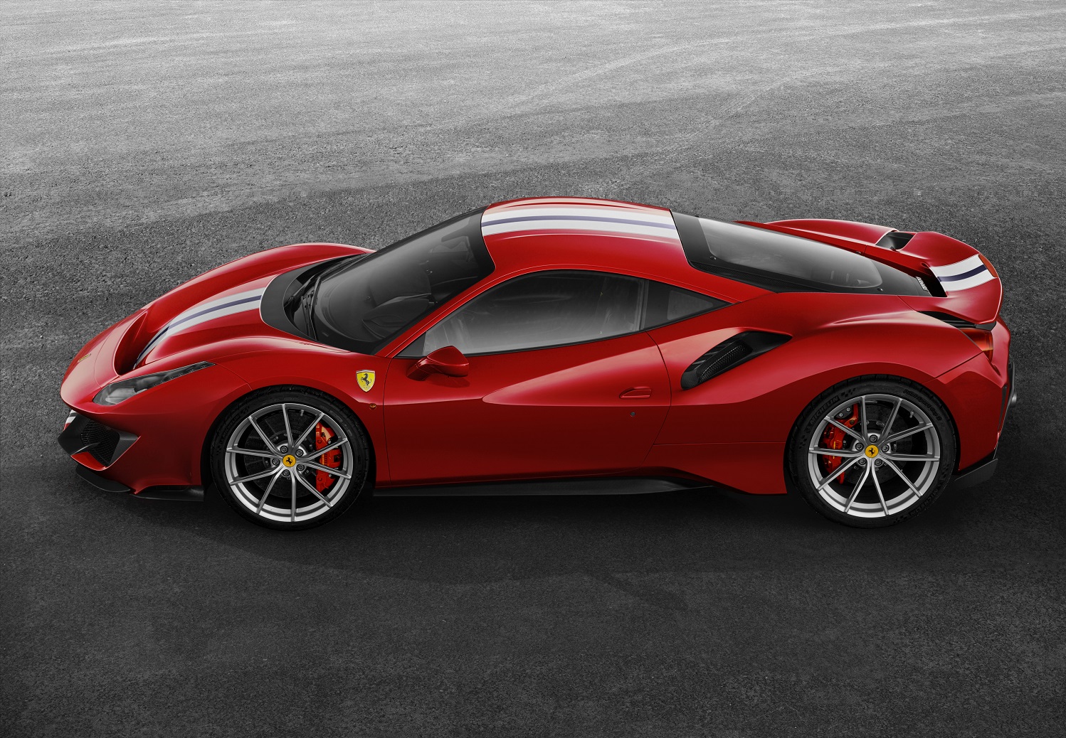 ferrari 488 pista 2019 4