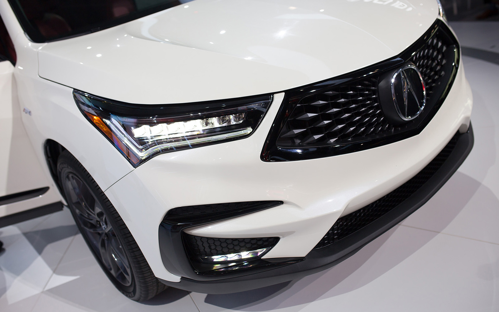 production ready 2019 acura rdx arrives nyc 2018 new york