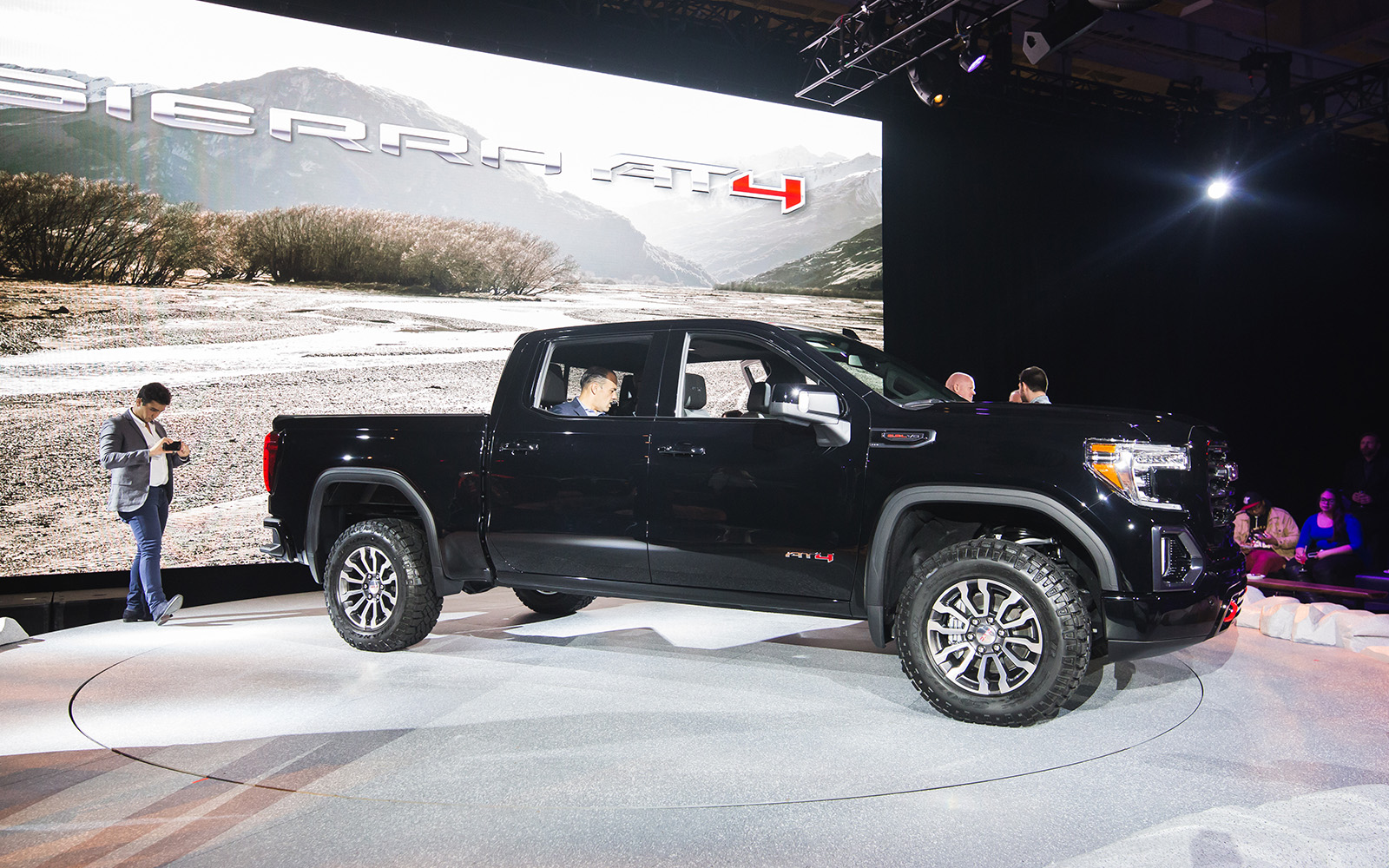 2019 gmc sierra 2018 ny  at4