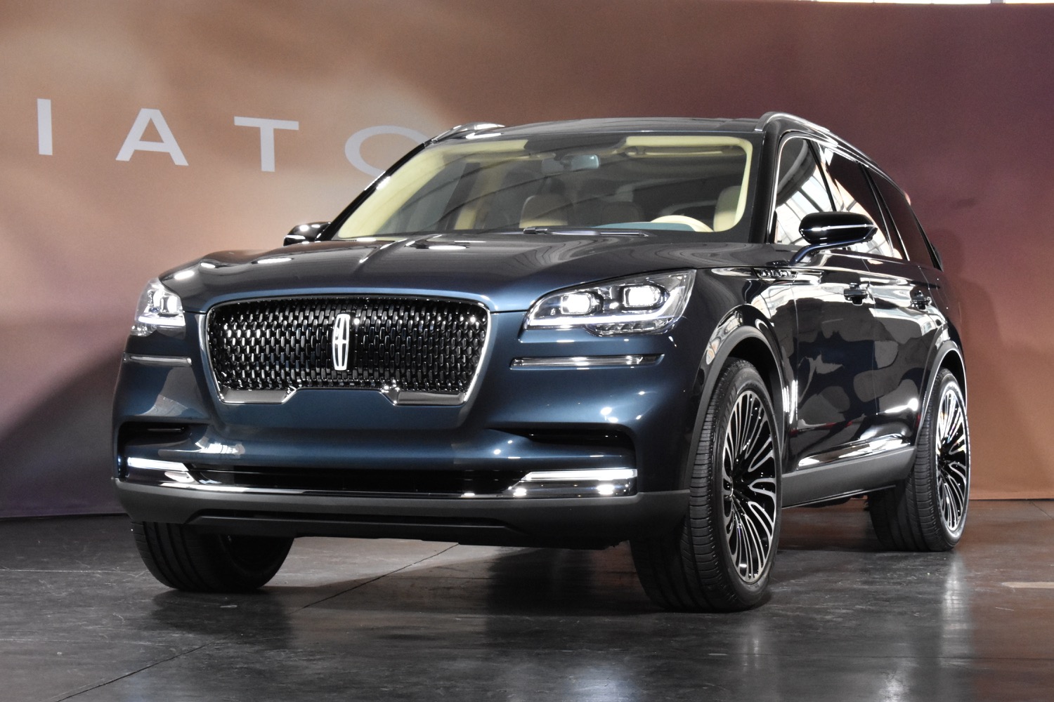 Lincoln Aviator