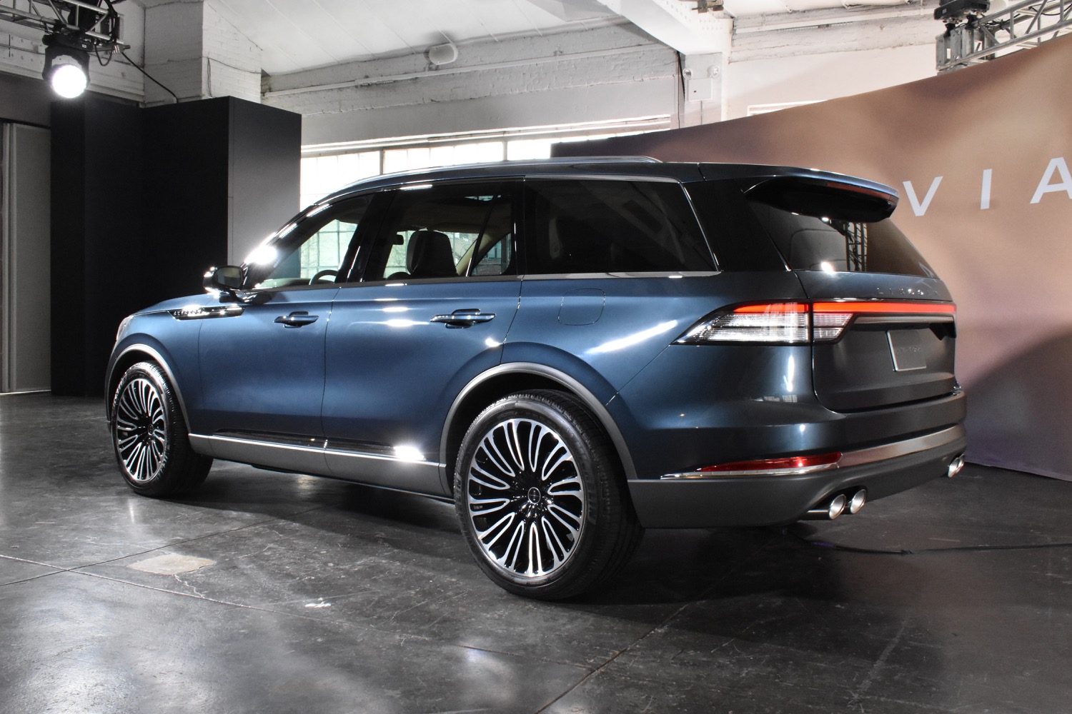 Lincoln Aviator