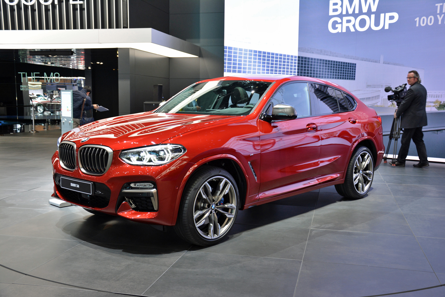 BMW X4 live