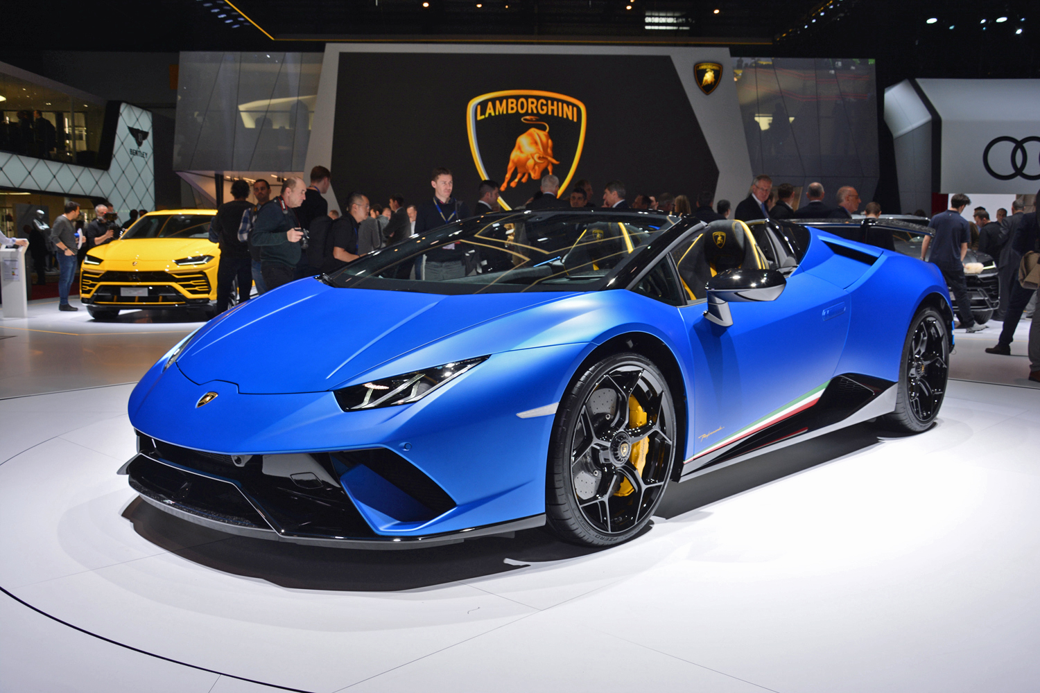 Lamborghini Huracan Performante Spyder live