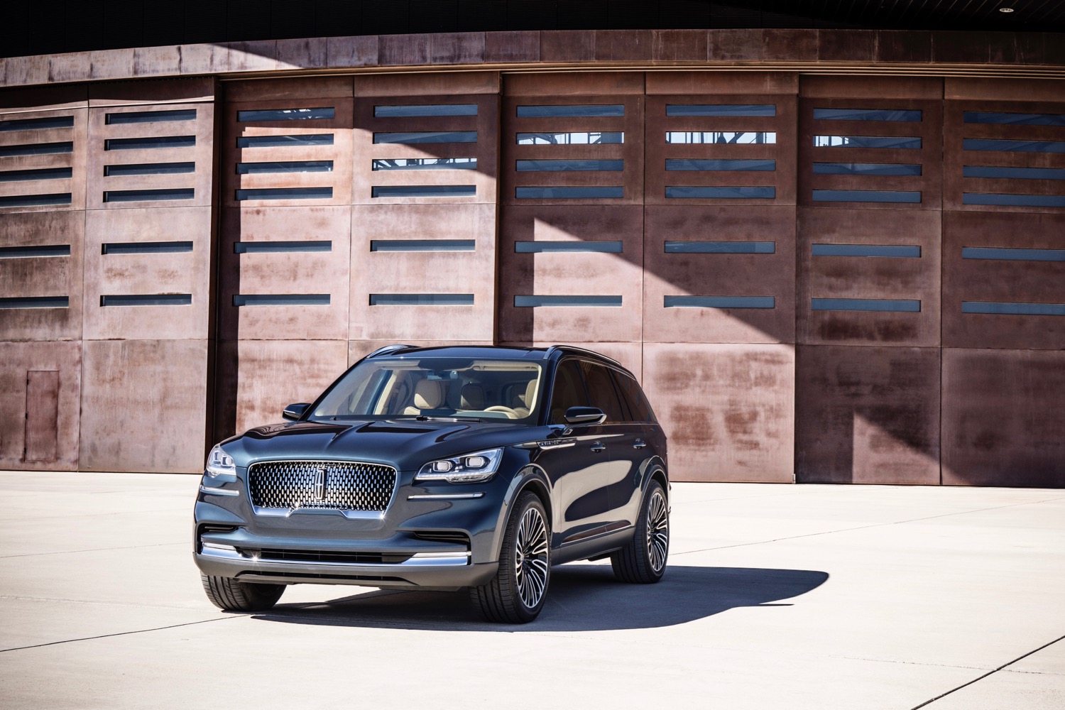 Lincoln Aviator