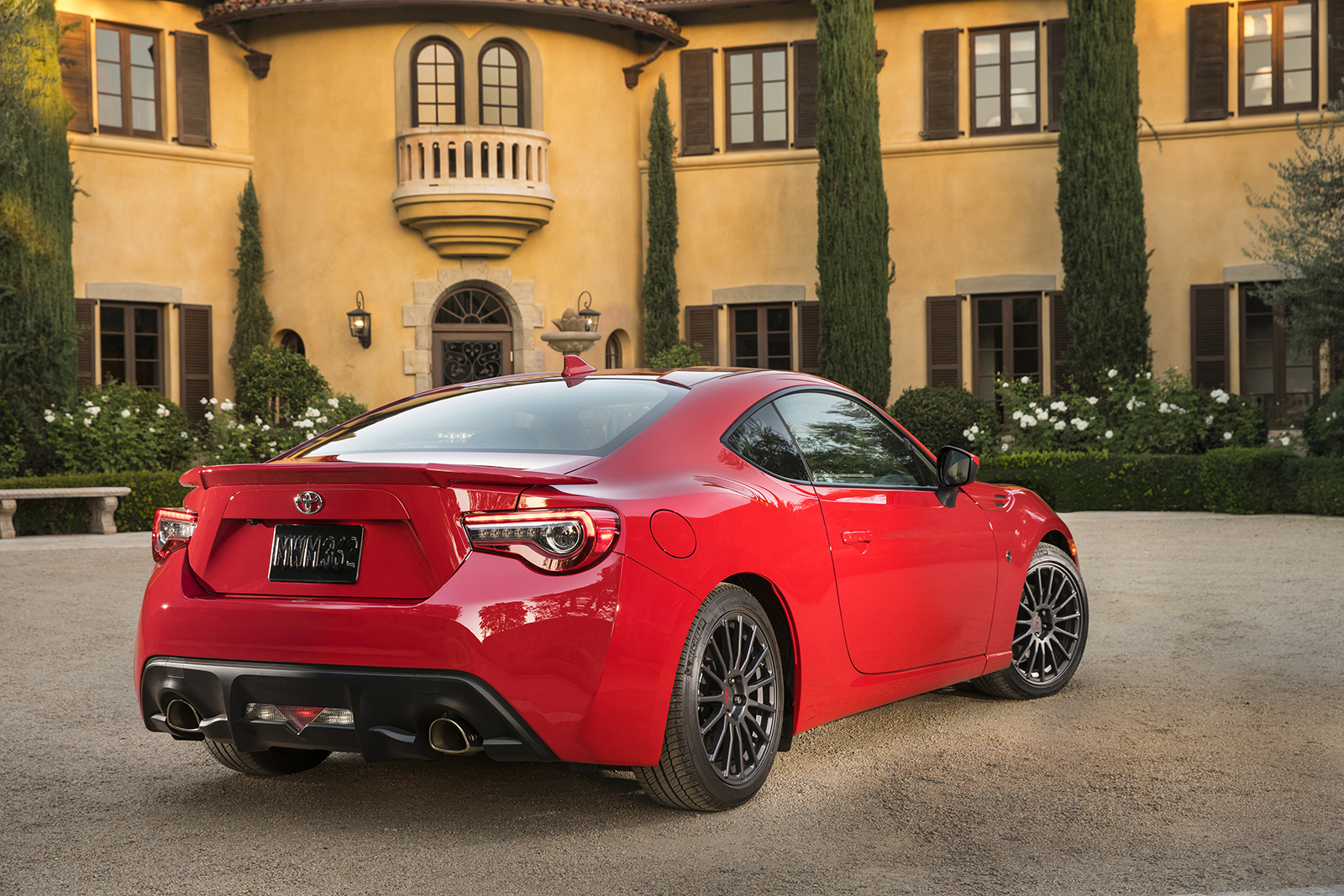 toyota and subaru reboot 86 sports coupe for second generation 2018  12